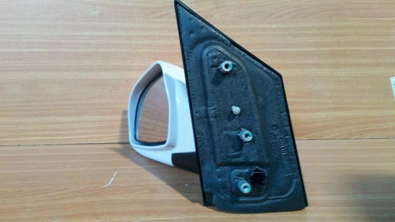 Wing Mirror Left fits Hyundai Matrix 8761017520 Genuine View Front