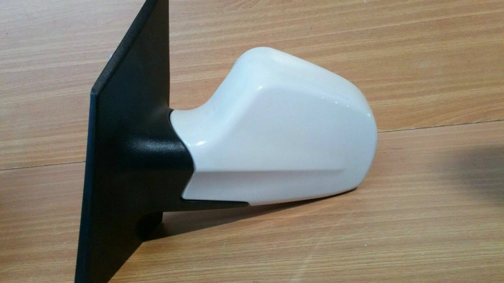 Wing Mirror Left fits Hyundai Matrix 8761017520 Genuine View Right