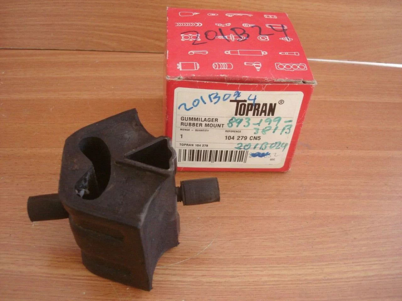 Motor Engine Mount fits Audi 80 Coupe 85 90 VW Passat 1 893199381B View Front
