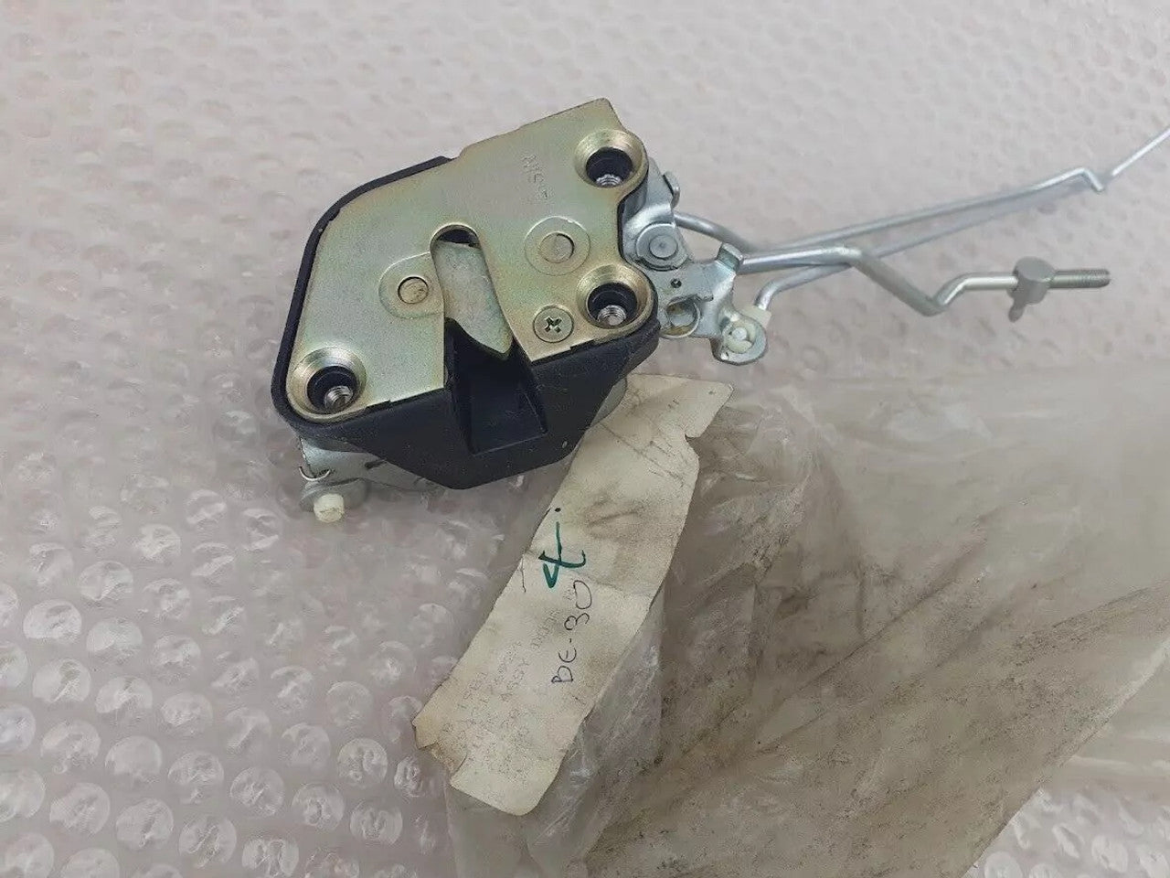 Door Lock Right fits Isuzu Pickup KB 1981 8942176924 Genuine View Close Up Front
