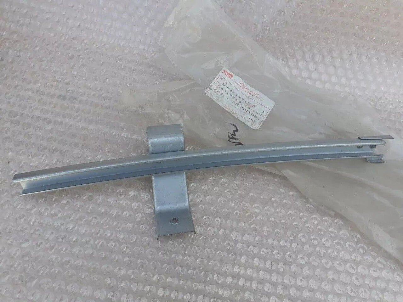Window Glass Run Rail Right fits Isuzu Pickup KB 1981- 8942177195 Genuine View Upper
