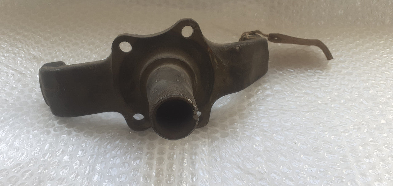 Steering Knuckle Right fits Isuzu Pickup Trooper Chevrolet LUV 8942269353 View Front