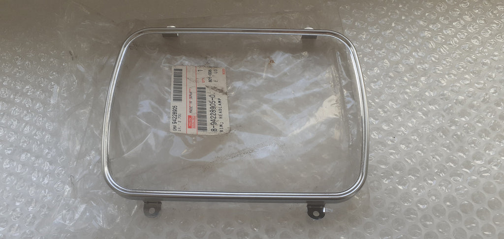 Sealed Beam Retainer Ring Bezel fits Isuzu Pickup Chevrolet LUV 8942289050 Genuine View Front