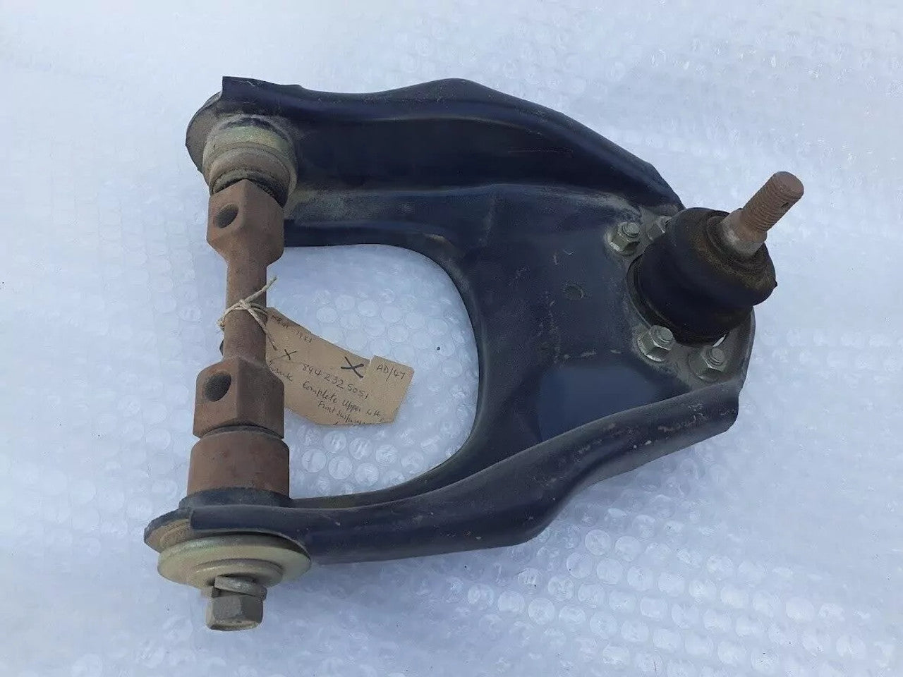 Control Arm Upper Left fits Isuzu Pickup KB41 to 1981 Genuine NOS 8942325051 View Left