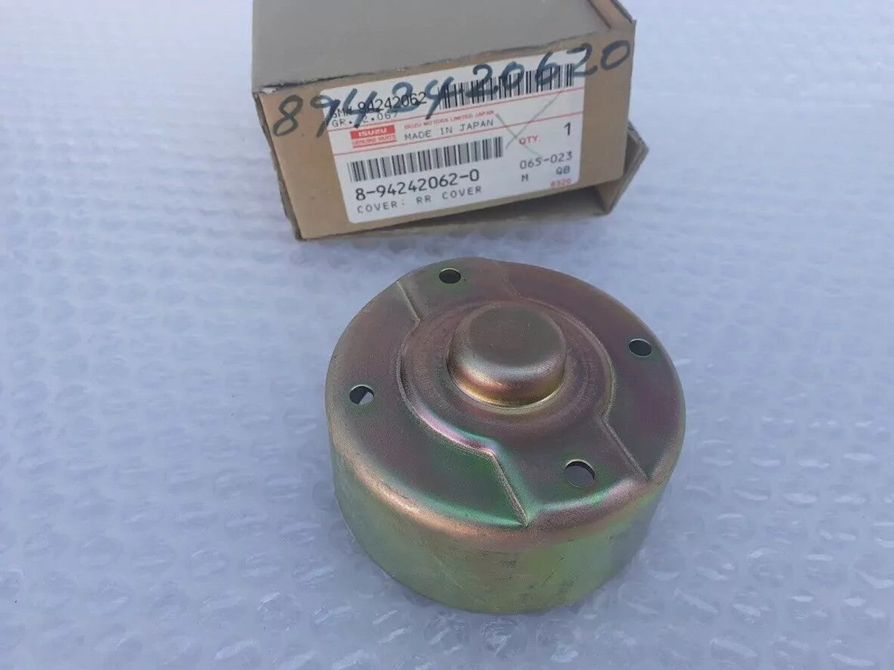 Starter Motor Cover Rear fits Isuzu Pickup Chevrolet LUV 8942420620 Genuine View Front