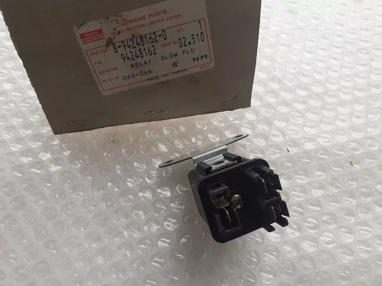 Relay Glow Plug fits Isuzu Pickup KBD Chevrolet LUV 8942481620 Genuine View Rear