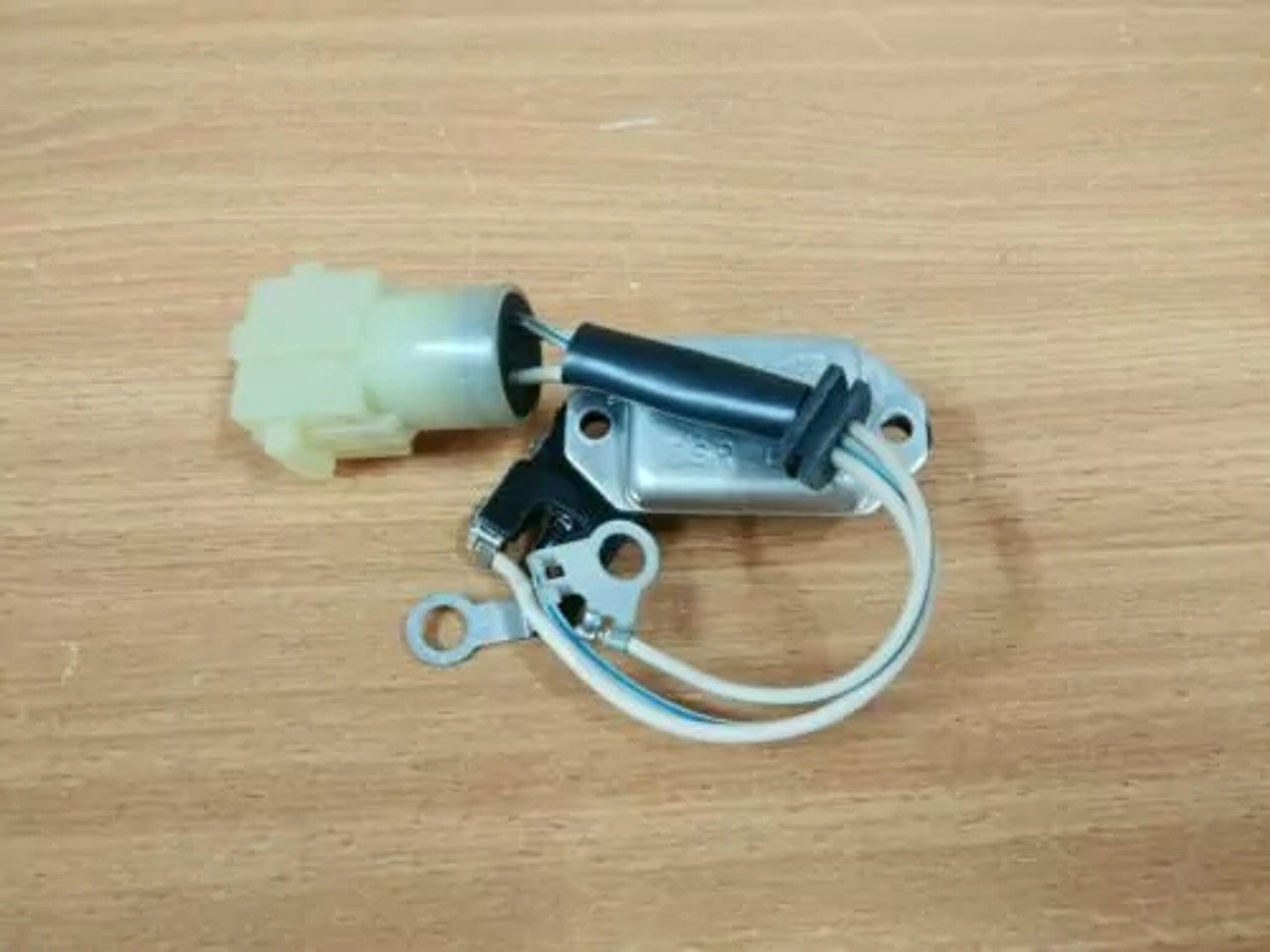 Alternator Regulator fits Isuzu Chevrolet Holden Opel Vauxhall C223 Genuine 8942521850 View Left