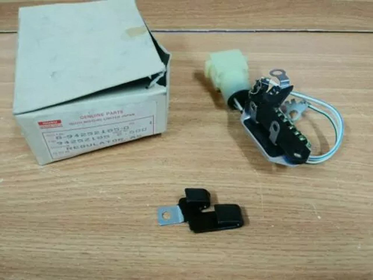 Alternator Regulator fits Isuzu Chevrolet Holden Opel Vauxhall C223 Genuine 8942521850 View Upper