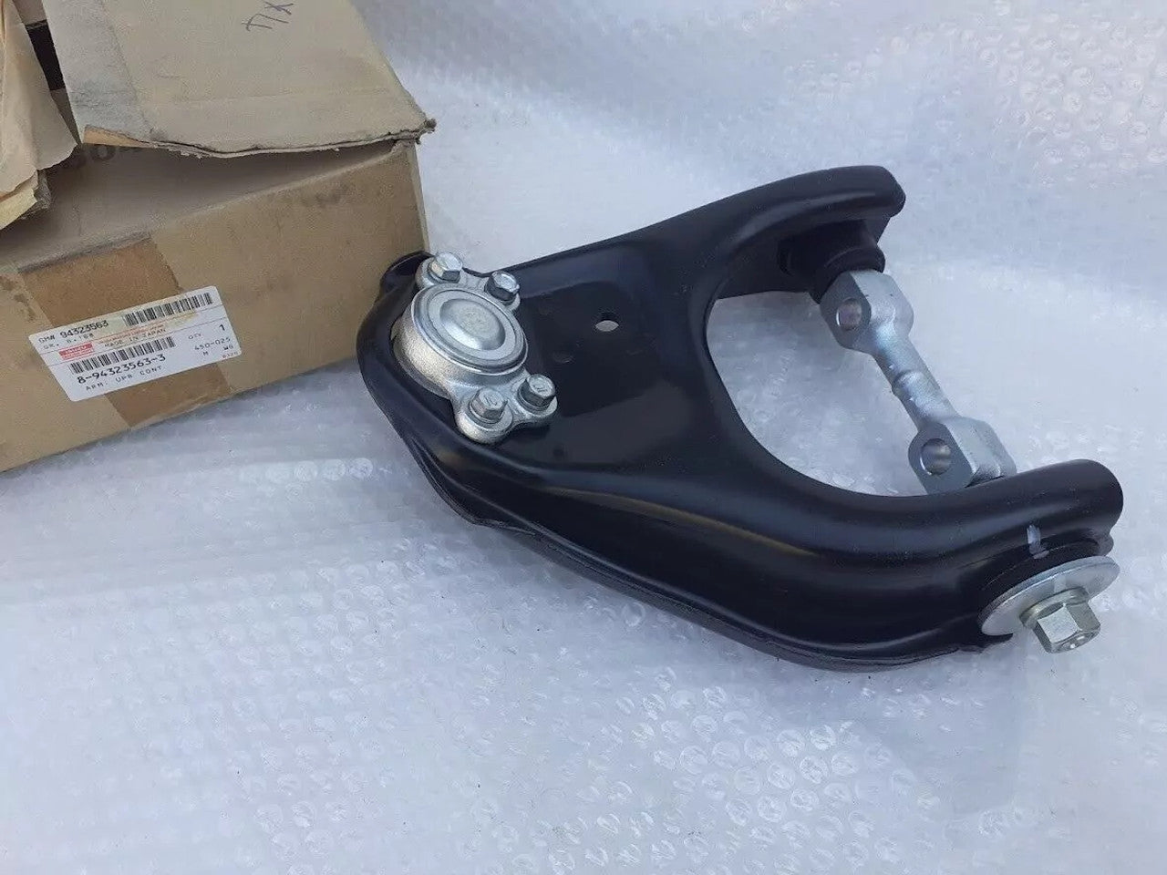 Control Arm Upper Left fits Isuzu Pickup TFS Opel Campo Chevrolet LUV Genuine 8943235633 View Left