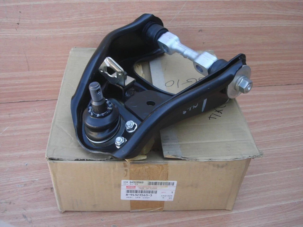 Control Arm Upper Left fits Isuzu Pickup TFS Opel Campo Chevrolet LUV Genuine 8943235633 View Upper