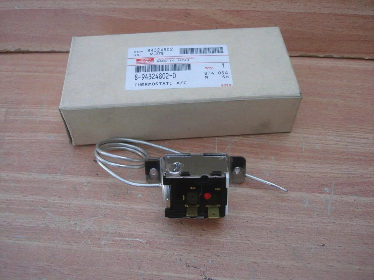 Air Condition Thermostat fits Isuzu Trooper Pickup MU Amigo Rodeo 8943248020 View Left