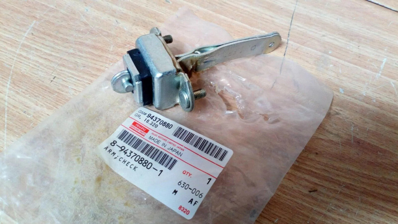 Door Check Link Front fits Isuzu Pickup TF Chevrolet LUV 8943708801 Genuine View Front