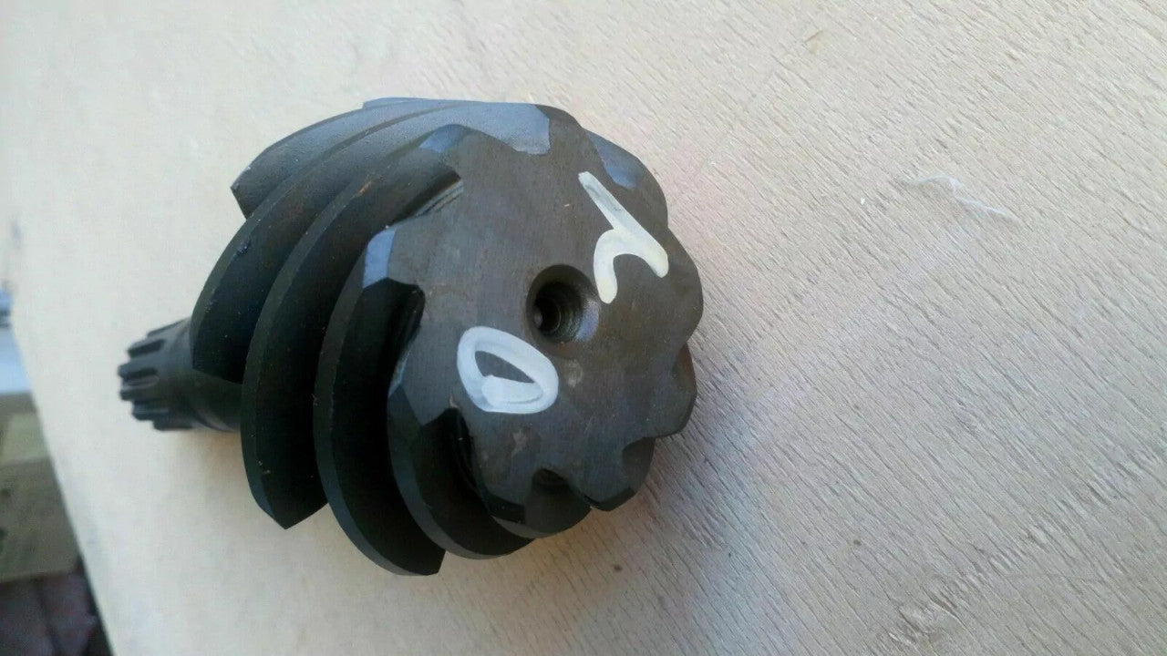 Gear & Pinion Front fits Isuzu TF Trooper Opel Monterey Campo Chevrolet LUV 8943762231 View Upper