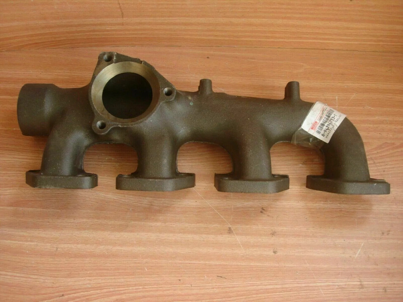 Exhaust Manifold Front fits Isuzu 6HH1 LT FSS FTS 8943947531 Genuine View Front
