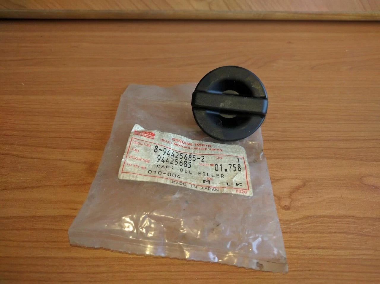Oil Filler Cap fits Isuzu Tooper Honda Passport Acura SLX TFR55 4JB1T 4XE1 4LE2 8944256852 View Rear