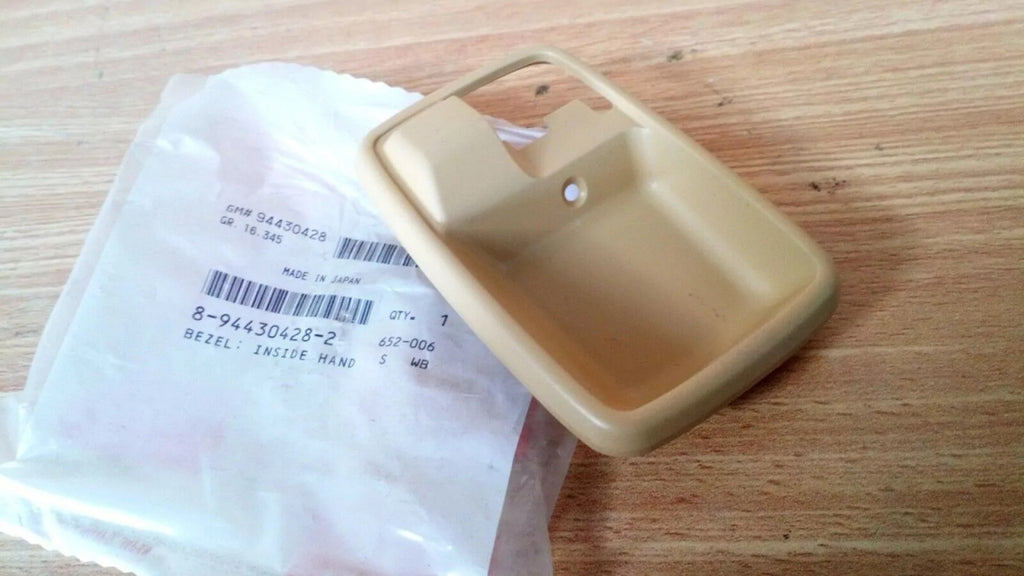 Interior Door Handle Bezel Front Right fits Isuzu Pickup WFR WFS Opel Euromidi 8944304282 View Front