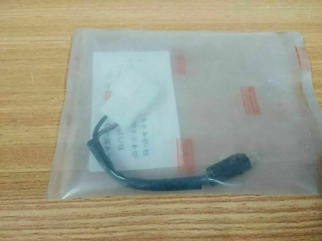 Ashtray Bulb fits Isuzu Pickup TF Chevrolet LUV Opel Campo Vauxhall Brava 8944499141 View Front