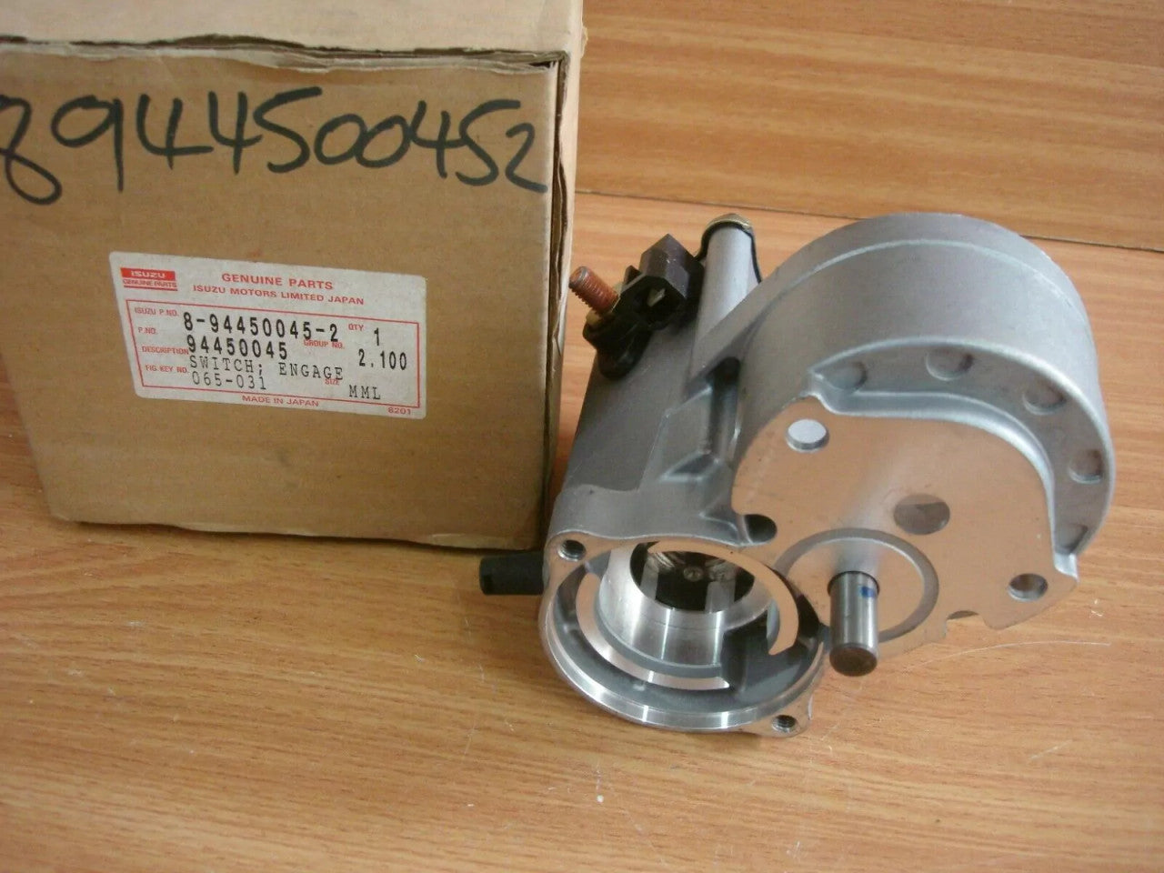 Starter Switch Engage fits Isuzu Pickup TF NHR NKR Chevrolet LUV 8944500452 View Right