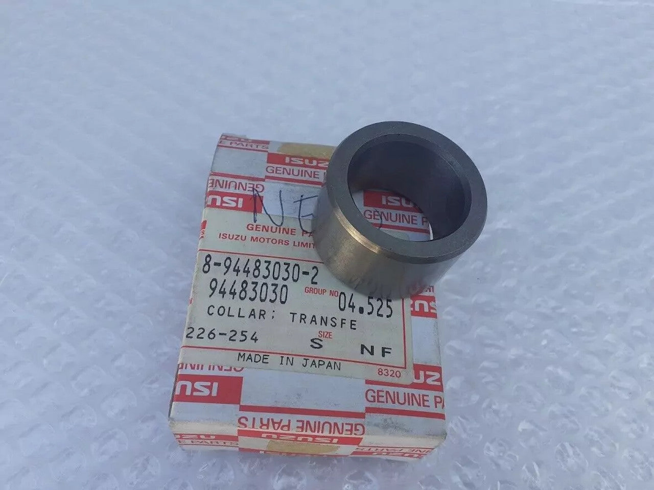 Transfer Case Oil Seal Collar fits Isuzu Pickup Trooper Chevrolet LUV 8944830302 View Front