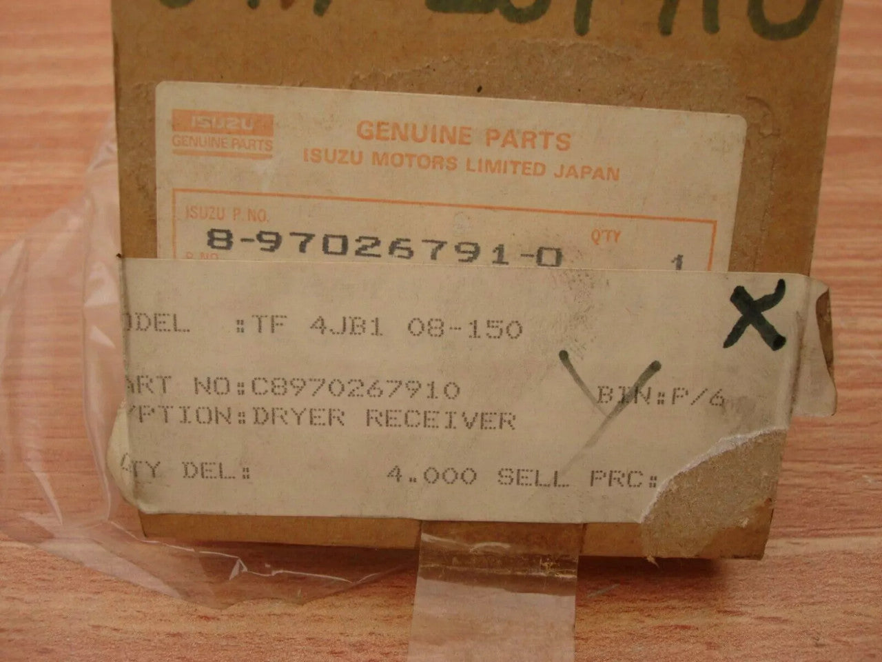 Dryer Receiver A/C fits Isuzu Pickup Chevrolet LUV TF Amigo 4JB1 Genuine 8970267910 View Close Up Right