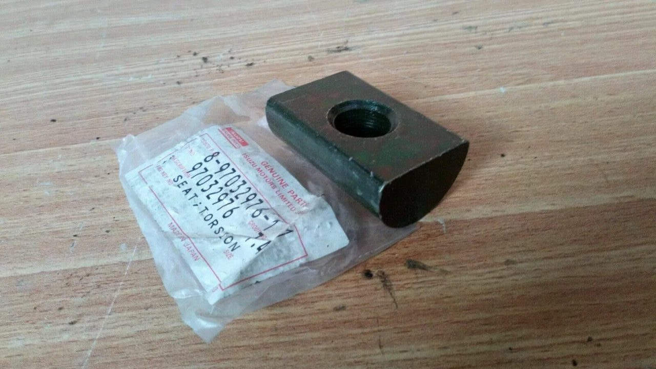 Torsion Bar Nut fits Isuzu Pickup TF Chevrolet LUV Opel Campo Frontera 8970329761 View Rear