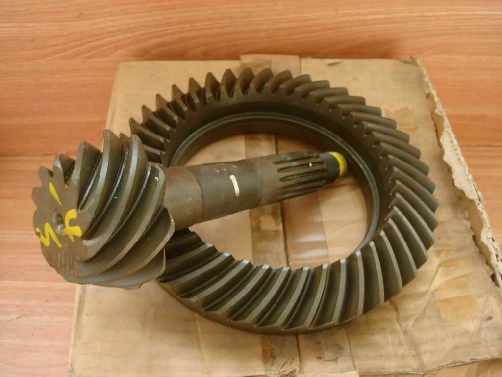 Gear & Pinion Set Final Drive fits Isuzu TFS TFR Pickup Chevrolet LUV Opel 8970392381 View Front