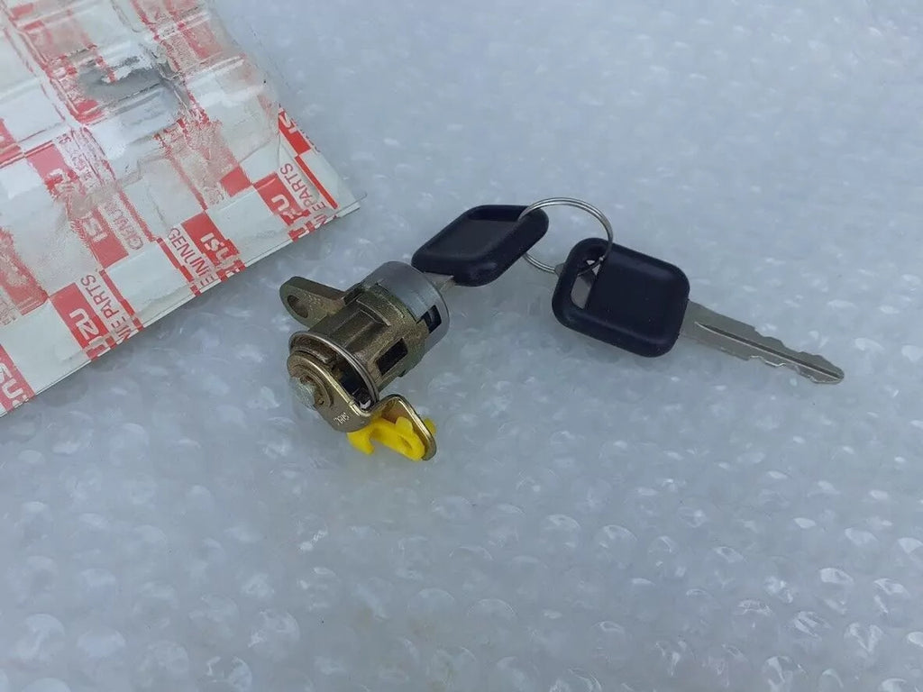 Door Lock Cylinder with Keys fits Isuzu Pickup Chevrolet LUV 8970407811 Genuine View Rear