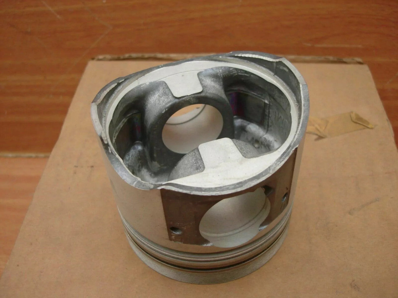 4x Pistons fits Opel Astra F Vectra A Vauxhall Cavalier 1.7 Diesel 17TD Genuine 8970437710 View Right