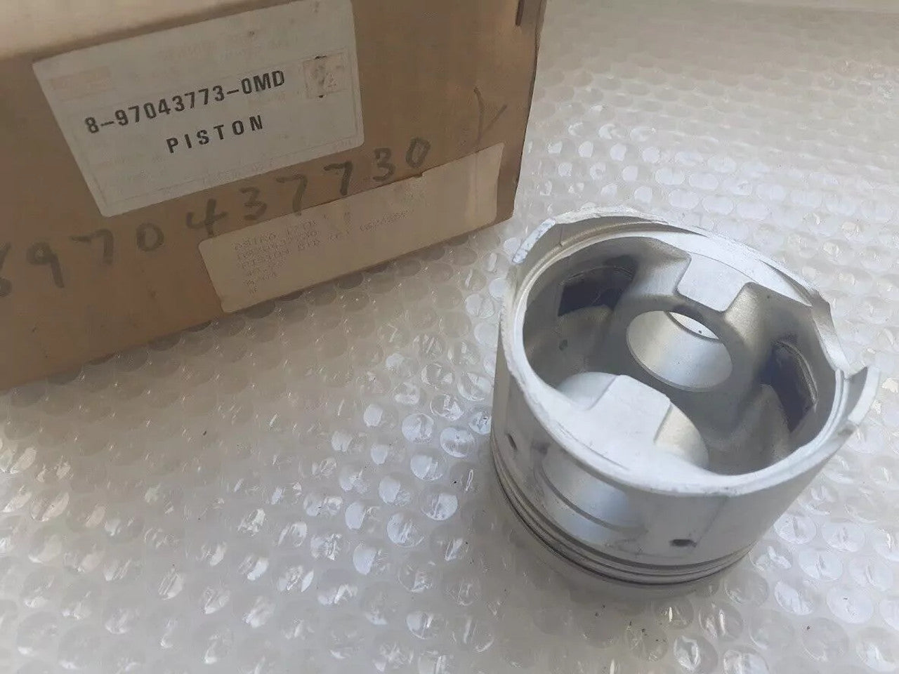 4x Piston fits Opel Vauxhall Vectra A Astra F 17TD 97043773 Genuine 8970437730 View Rear