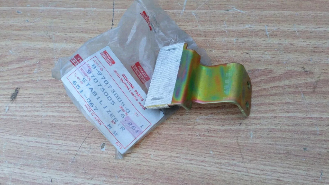 Stabilizer Rear Window fits Isuzu Pickup TF Chevrolet LUV 8970730050 Genuine View Front