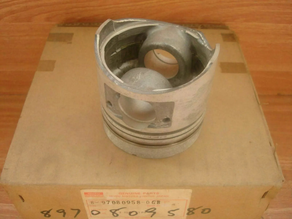 4x Pistons fits Isuzu 4EC1 Opel Corsa A B Vauxhall Nova 15D STD Genuine 8970809580 View Rear