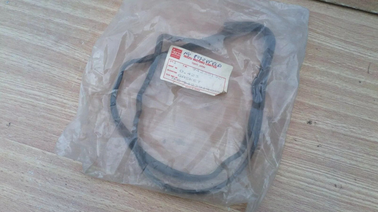Valve Cover Gasket fits Isuzu Fargo WFR Brava Vauxhall 4FC1 4FD1 4FG1T Genuine 8970858260 View Front