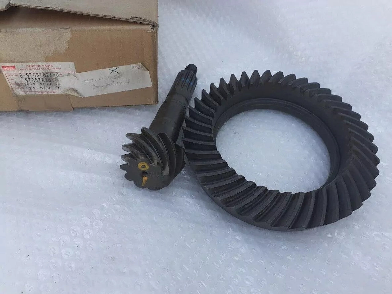 Gear & Pinion Rear fits Isuzu TF Trooper Bighorn Opel Monterey Chevrolet LUV 8970878260 View Upper