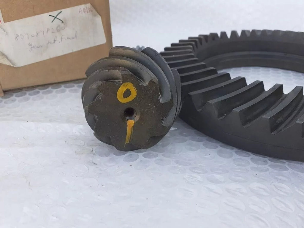 Gear & Pinion Rear fits Isuzu TF Trooper Bighorn Opel Monterey Chevrolet LUV 8970878260 View Close Up Front