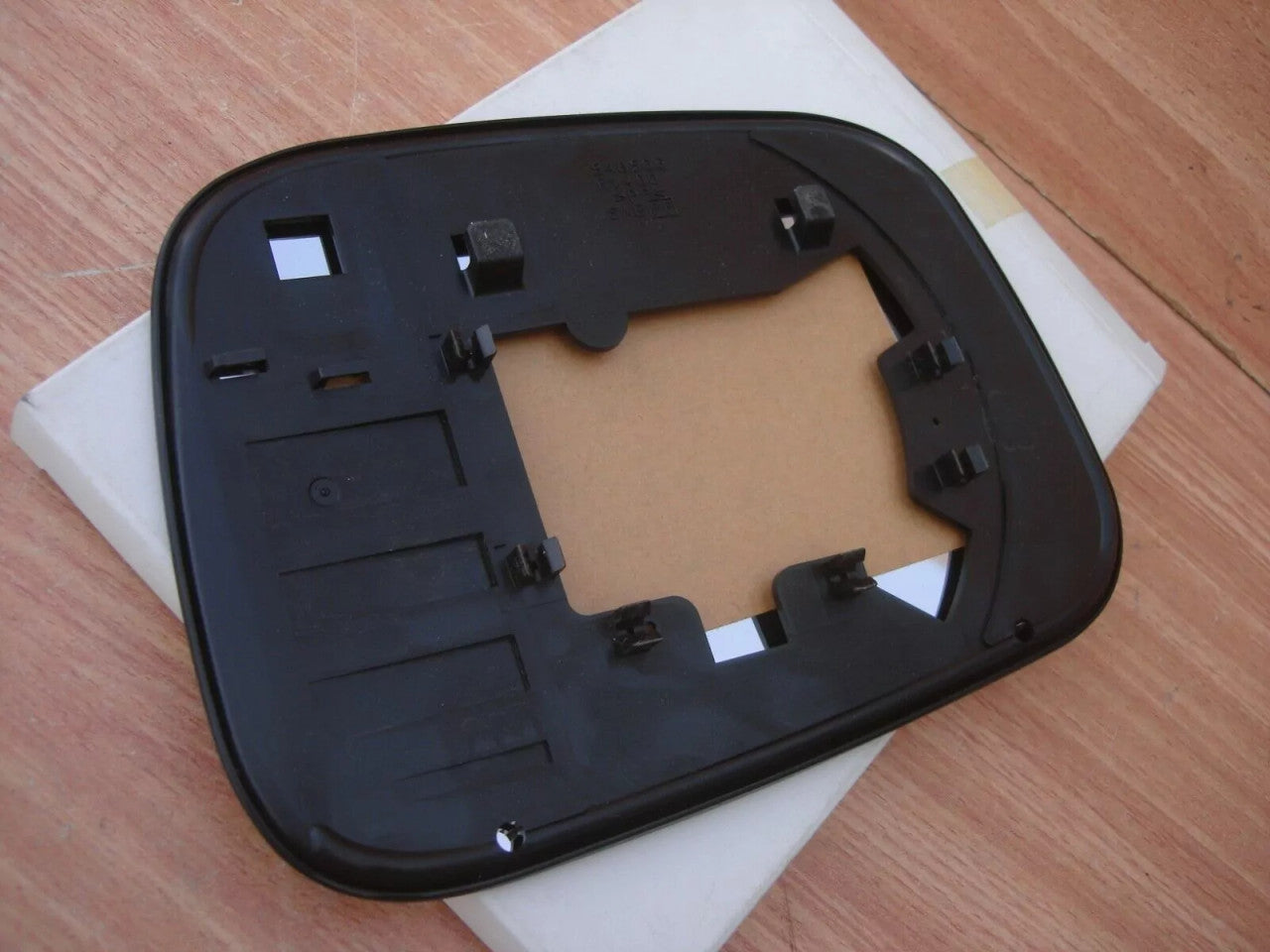 Wing Mirror Glass Left fits Isuzu MU UCS Pickup TF 8971029130 Genuine View Rear