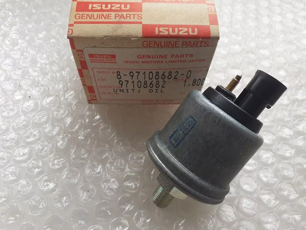 Oil Pressure Switch fits Opel Vauxhall Frontera Isuzu Trooper Chevrolet 4JB1T 8971086820 View Right