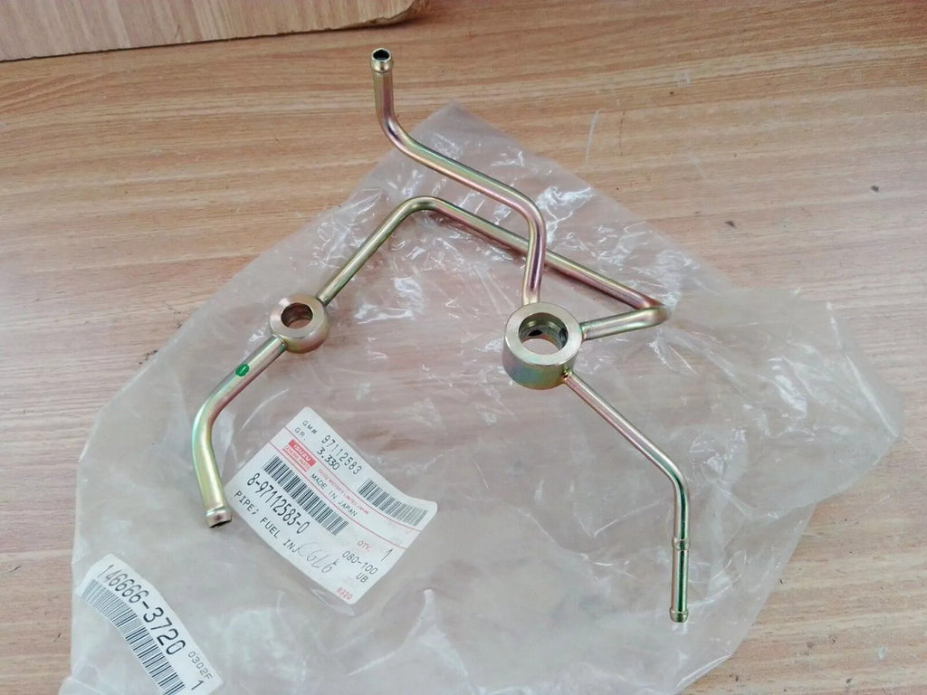 Fuel Pump Pipe fits Isuzu Pickup TF Chevrolet LUV 8971125830 Genuine View Front