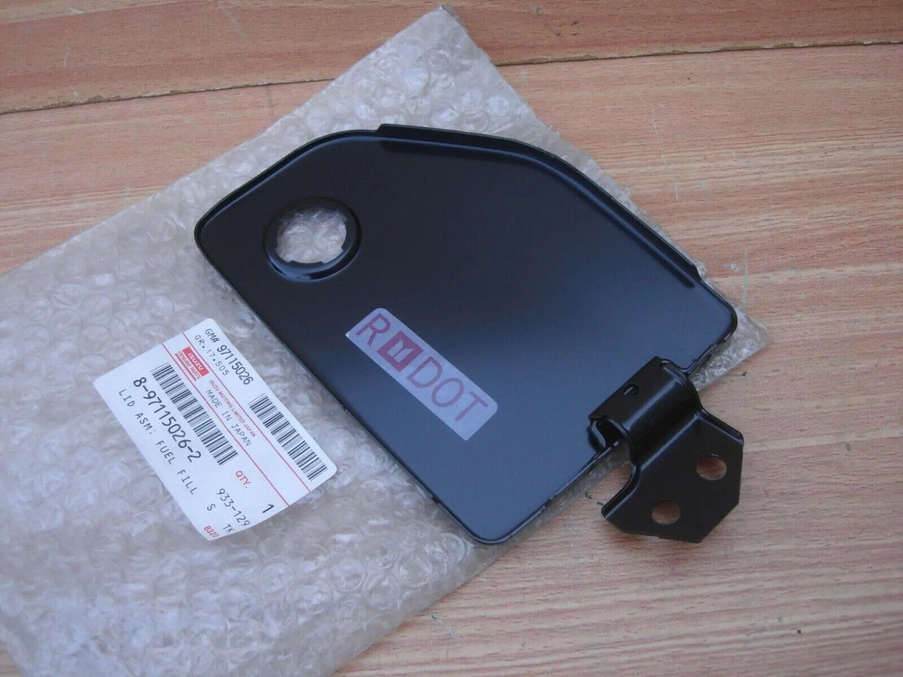 Fuel Door Tank Flap fits Isuzu Pickup TF Chevrolet LUV Opel Campo Genuine 8971150262 View Rear