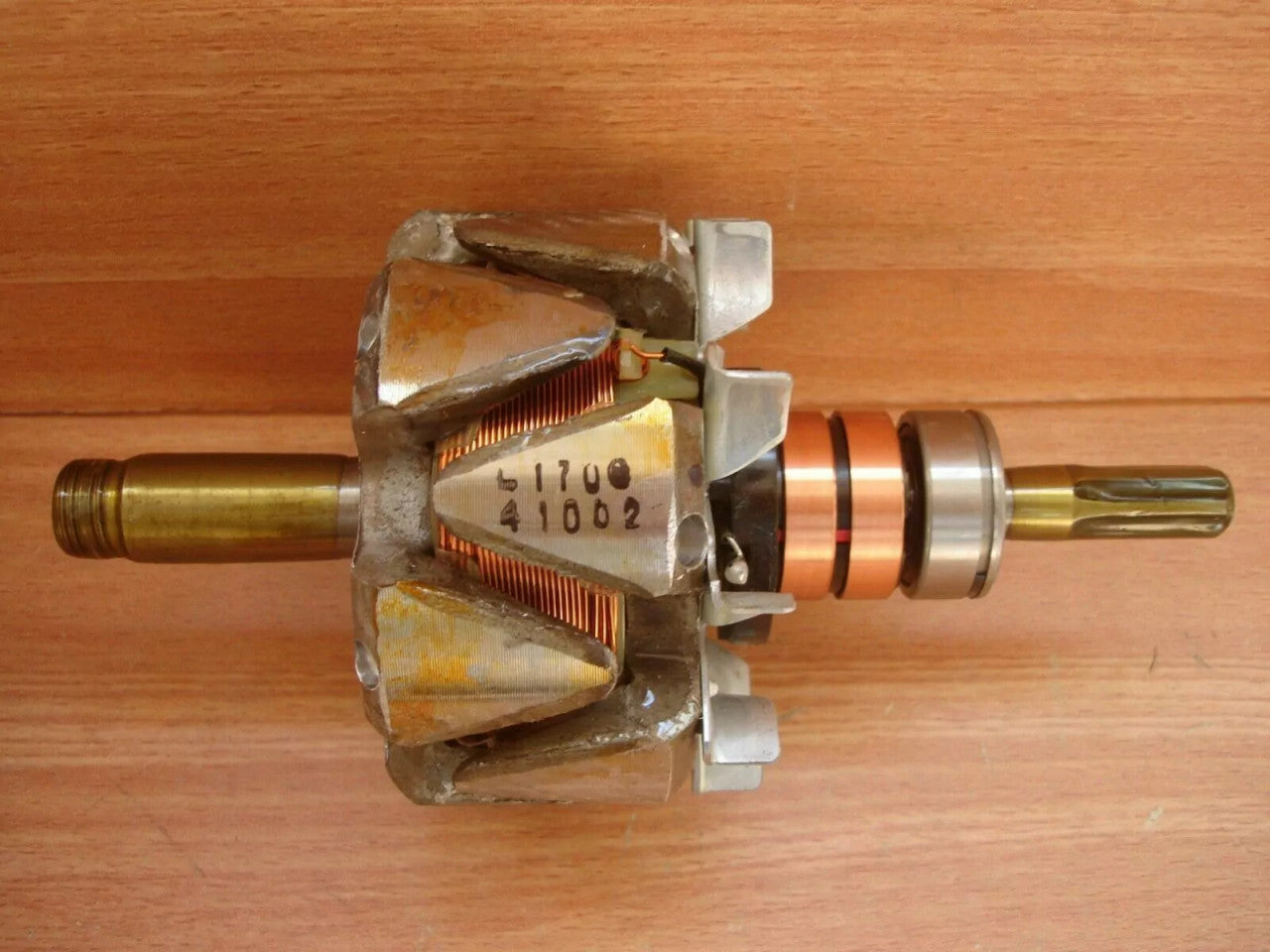 Alternator Rotor fits Isuzu Opel Cherolet Hitachi 8971226390 Genuine View Front