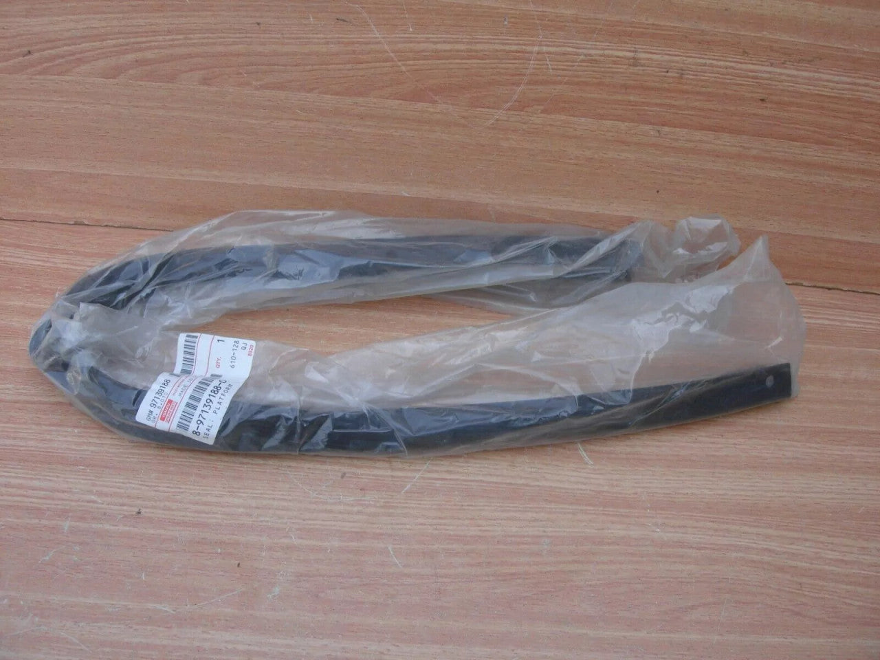 Hood Bonnet Seal Front fits Isuzu Pickup TF Chevrolet LUV Opel Campo Genuine 8971391880 View Front