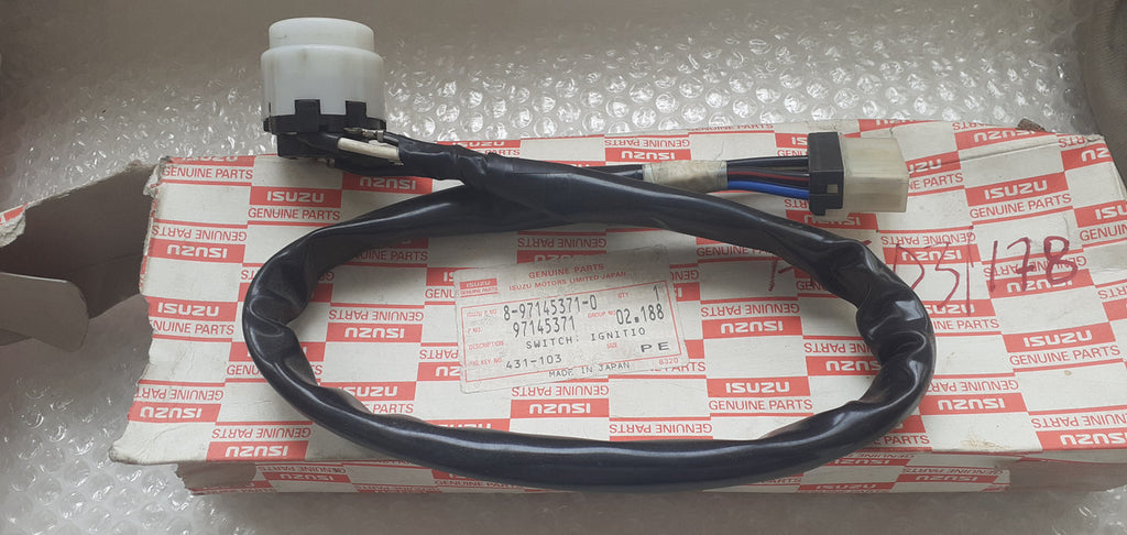 Ignition Switch fits Isuzu Pickup TF UCR Chevrolet LUV 8971453710 Genuine View Front