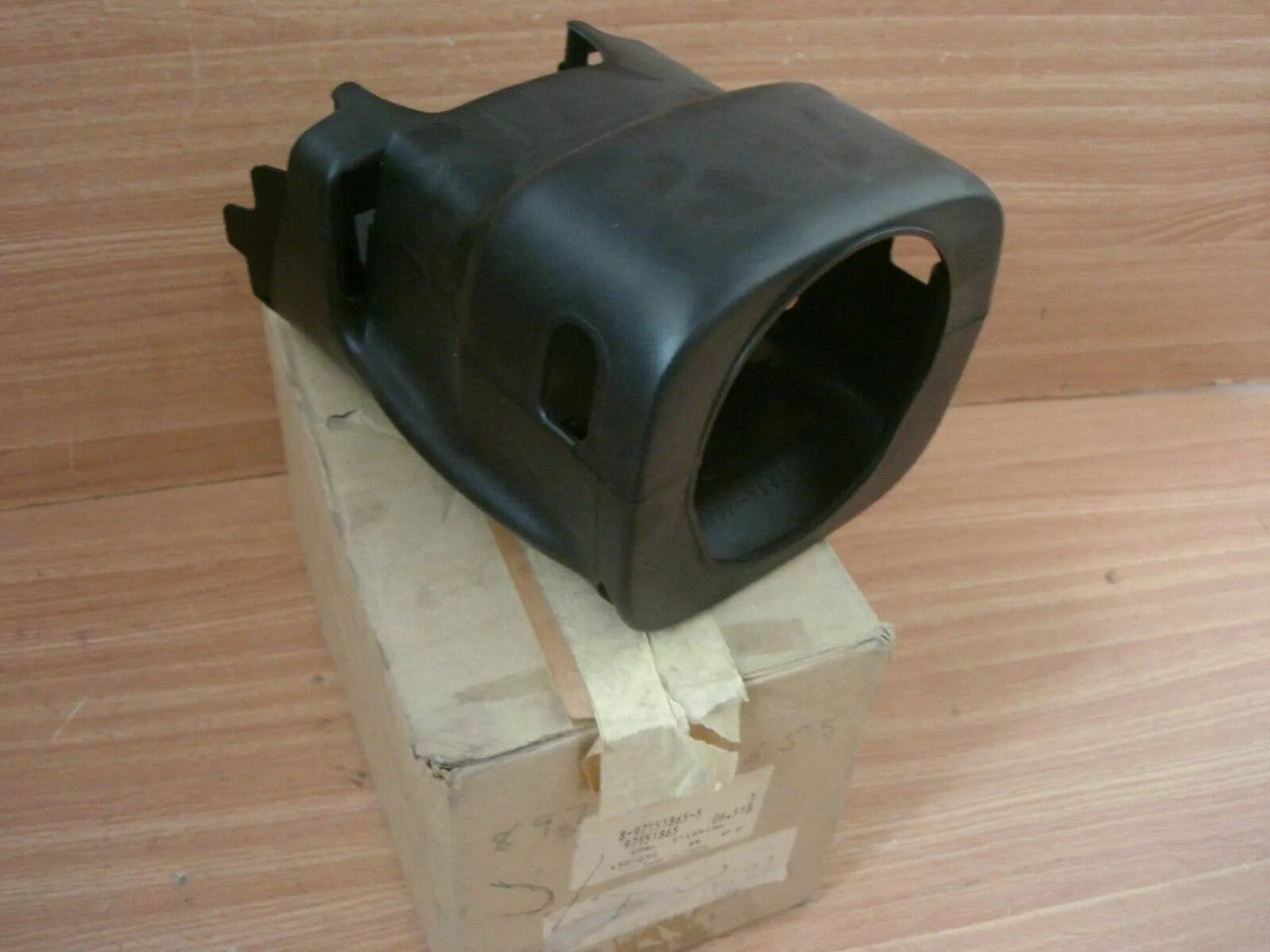 Steering Column Cowl Cover RHD Black fits Isuzu Opel Chevrolet Vauxhall Genuine 8971518655 View Rear