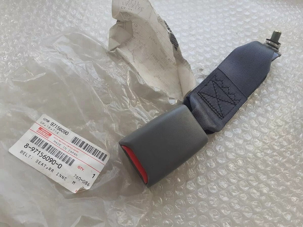 Rear Seat Belt Inner fits Isuzu Pickup TF Chevrolet LUV 8971560900 Genuine View Front