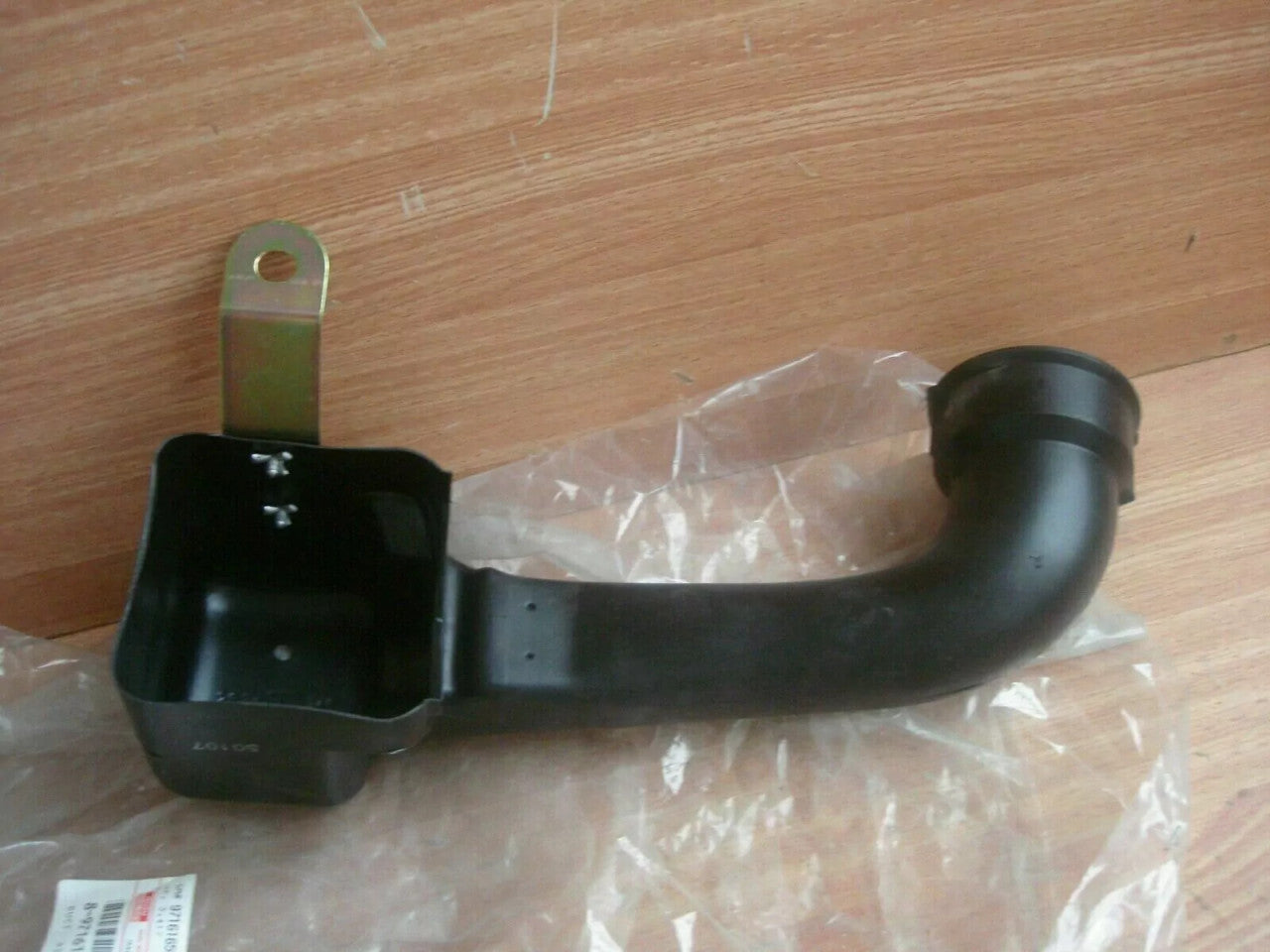 Air Duct fits Isuzu TFS TFR Pickup Chevrolet LUV Opel Vauxhall 4JA1 4JB1 Genuine 8971616560 View Rear