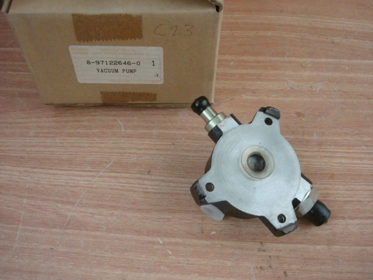 Vacuum Pump fits Opel Vauxhall Vectra B Astra F Corsa B Combo Diesel 8971654420 View Right