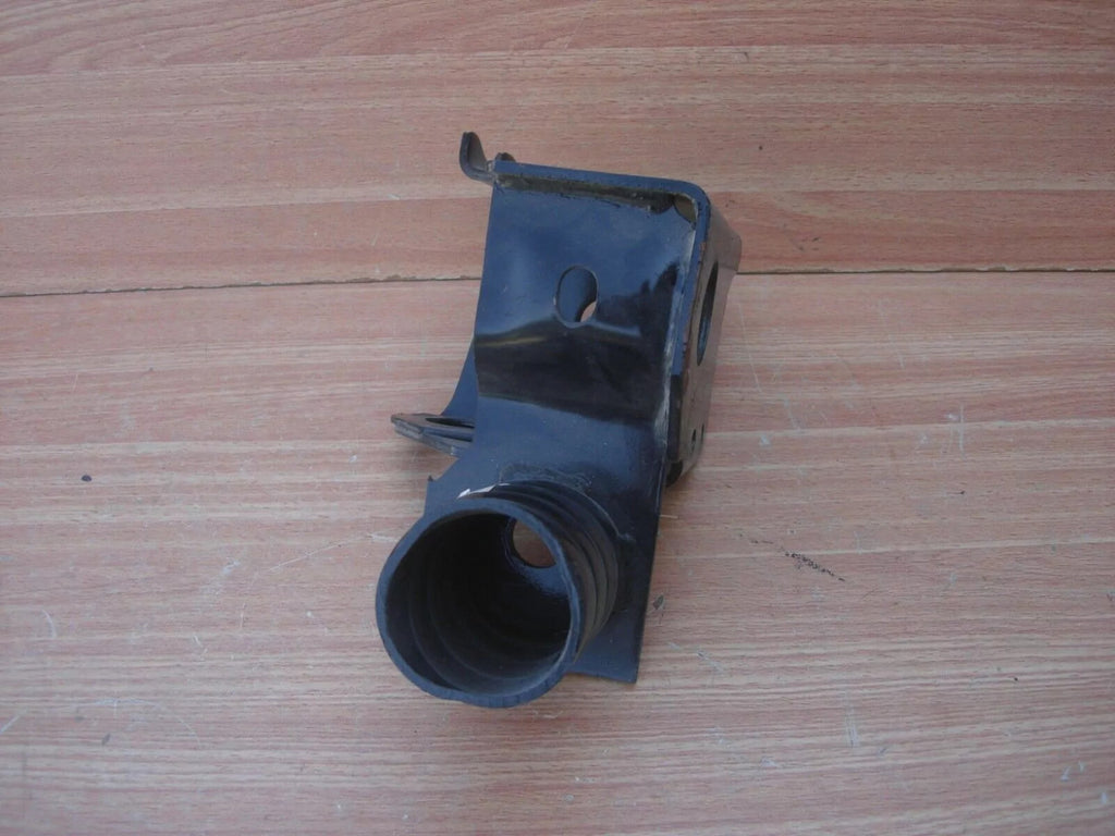 Bracket Front Right fits Isuzu Pickup TF Chevrolet LUV Opel Campo Genuine 8971707260 View Rear