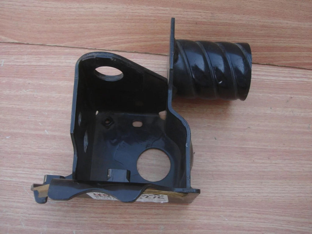 Front Mounting Bracket Left fits Isuzu Pickup TFS Chevrolet LUV Opel Campo 8971707270 View Rear