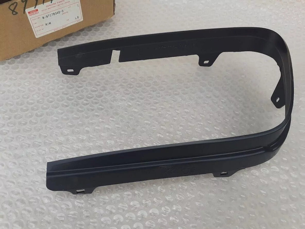 Headlight Trim Left fits Isuzu Pickup TF Chevrolet LUV 8971783400 Genuine View Lower