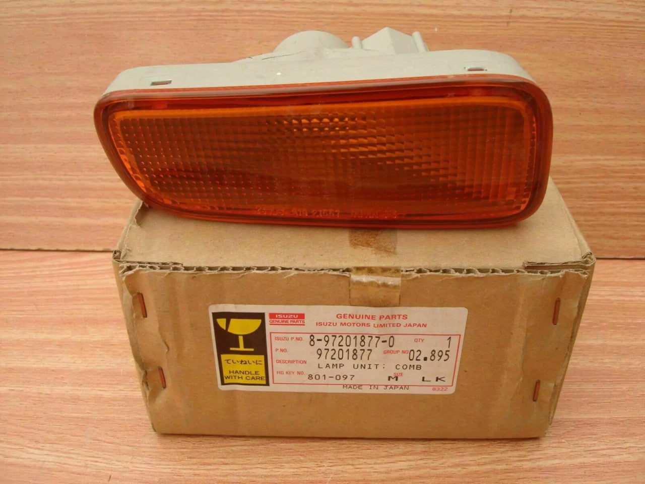 Turn Signal Indicator Front Right fits Isuzu TF Pickup Chevrolet LUV Opel Campo 8972018770 View Left