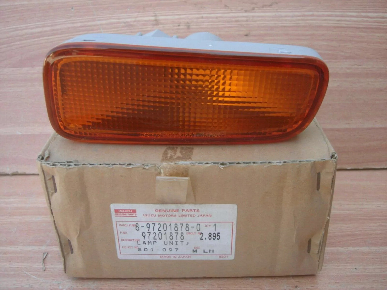 Turn Signal Indicator Front Left fits Isuzu TF Pickup Chevrolet LUV Opel Campo 8972018780 View Front